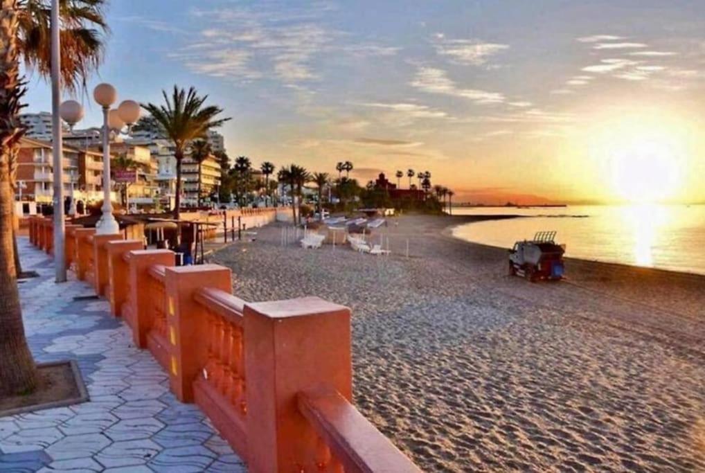 Ferienwohnung Jupiter2 Moderno Estudio Parque La Paloma Benalmádena Exterior foto